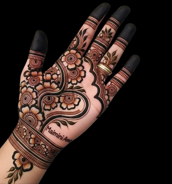 Rabeeca Khan Mehndi Design