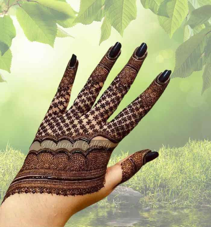 finger mehndi design