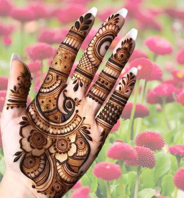 finger mehndi design