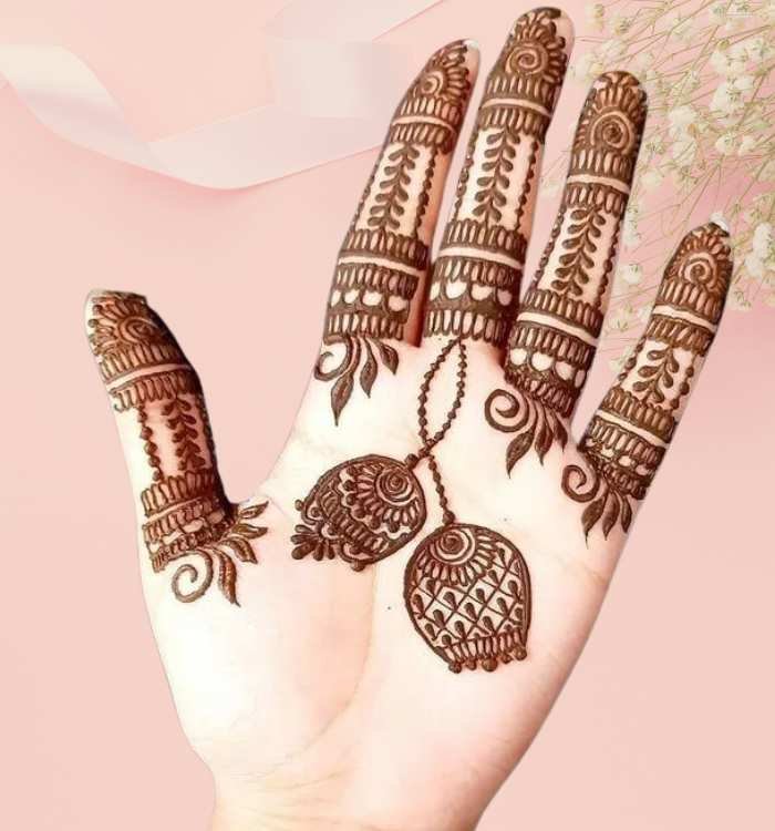 front hand simple mehndi design