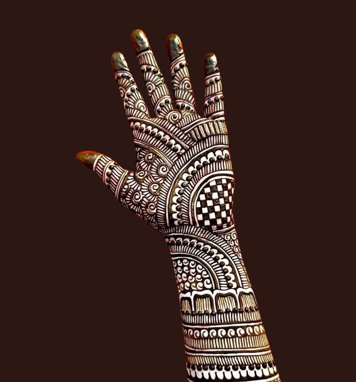 khafif mehndi design