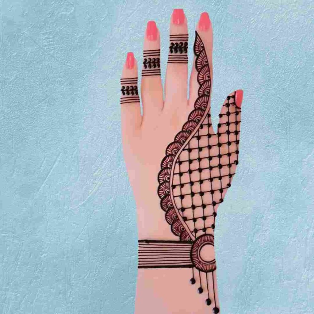 Aesthetic Mehndi Design Simple