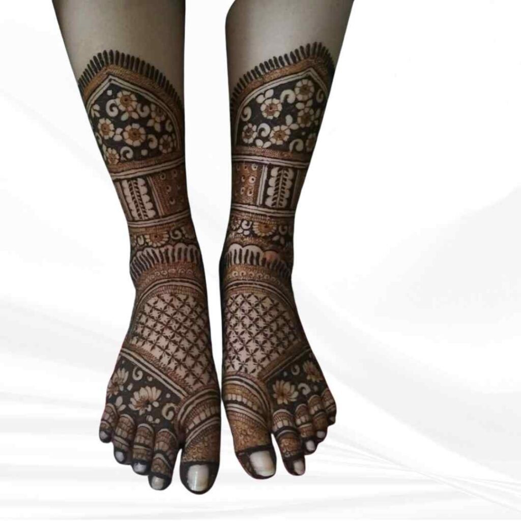 Beautiful Attractive Wedding Leg Mehndi Design