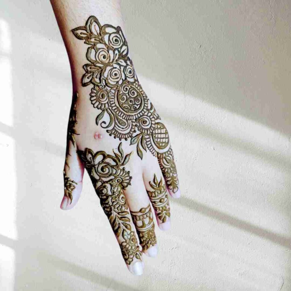 Cute Baby Mehndi Design