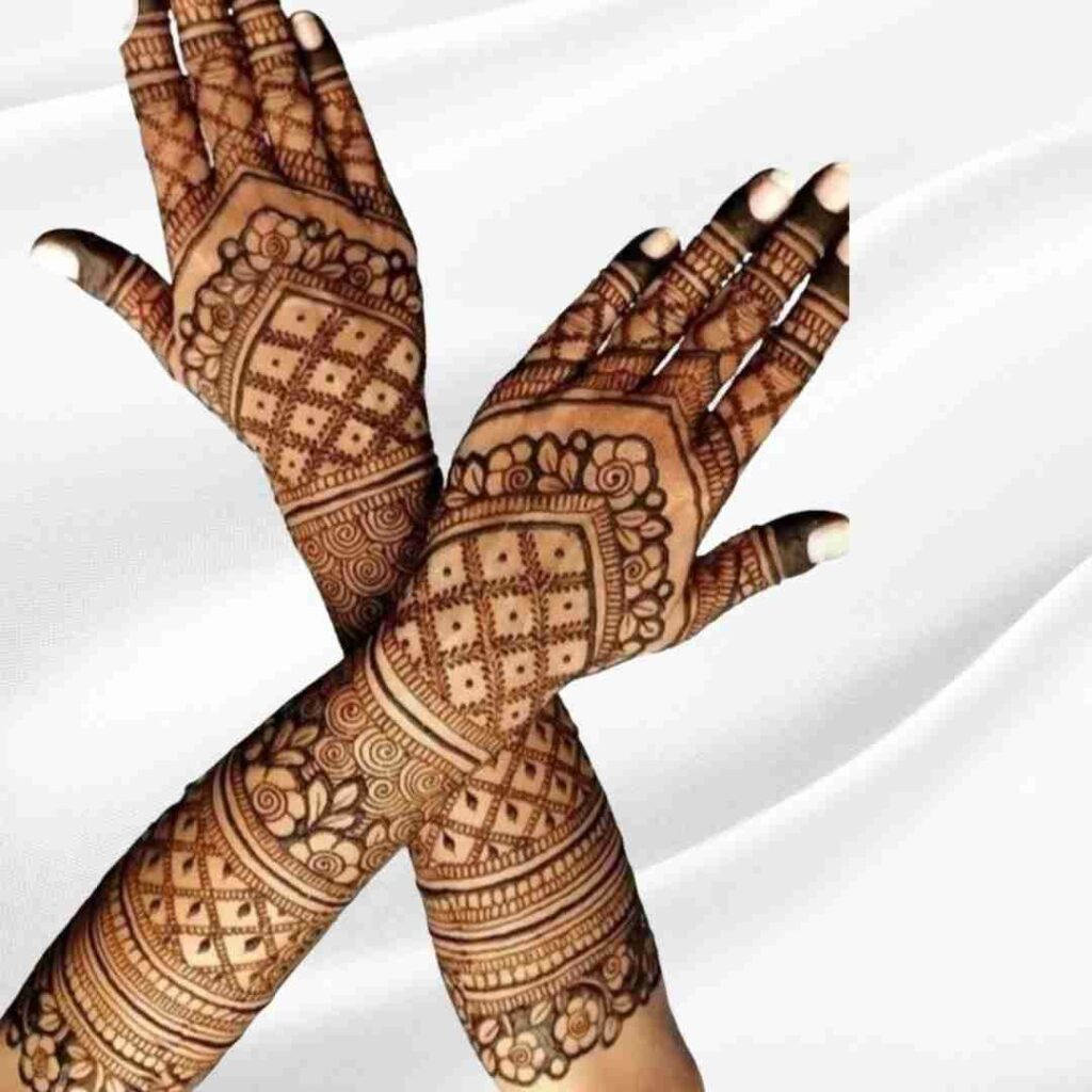 Back Hand Mehndi Design 