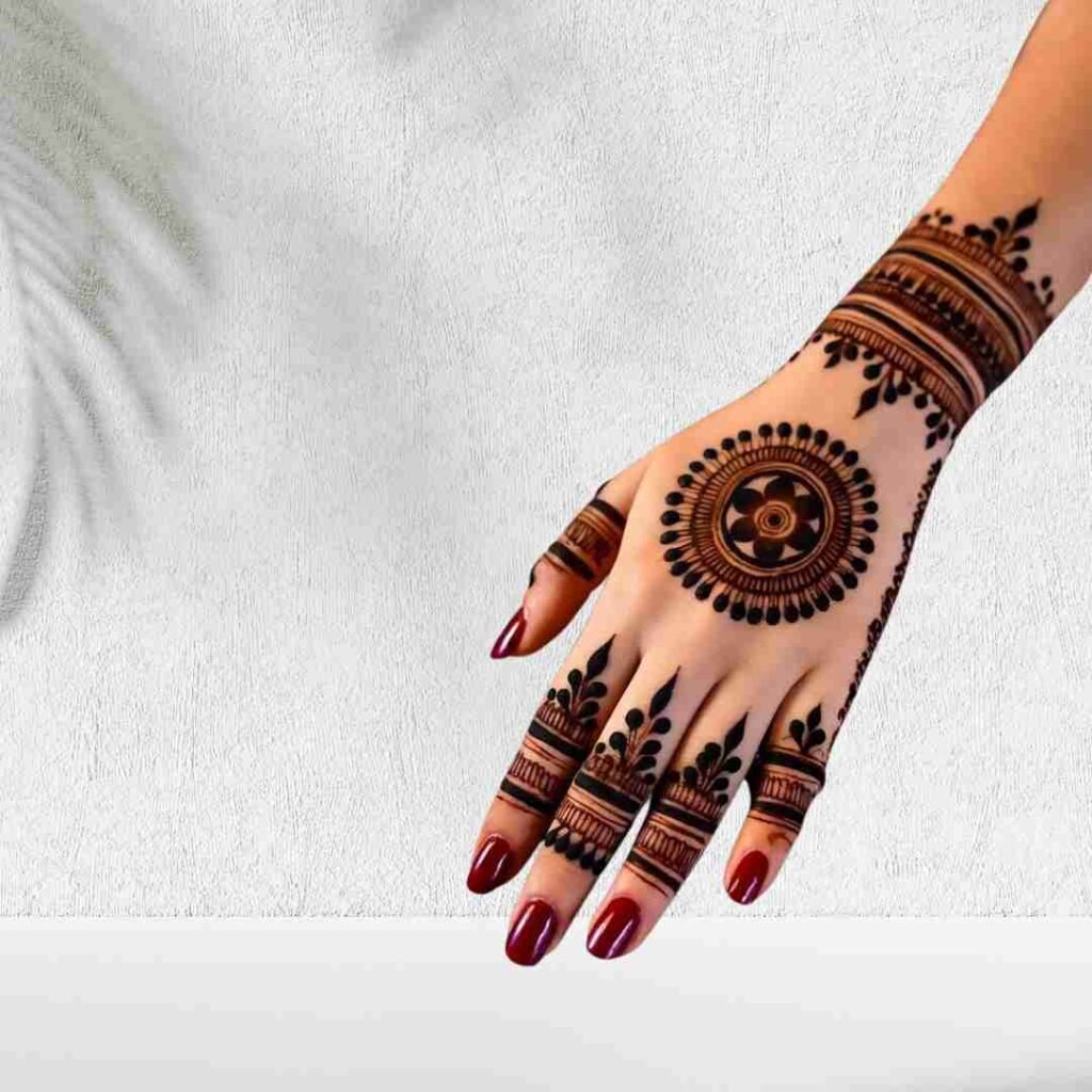  Gol Mehndi Design Photo