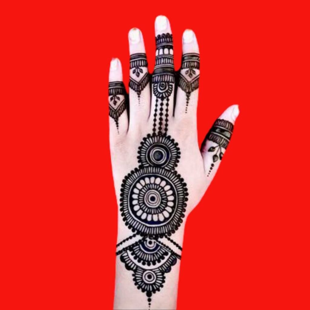 Circle Mehndi design Simple
