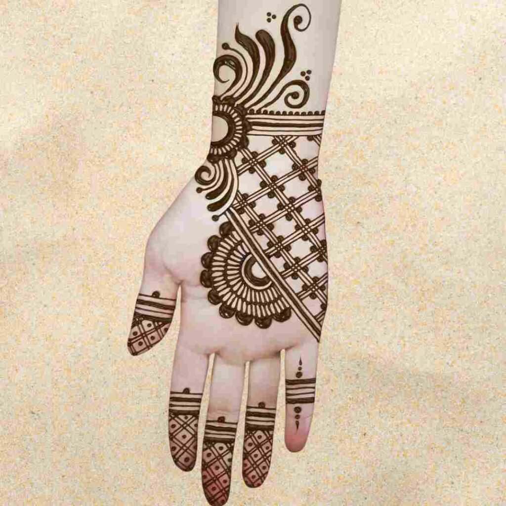 Arabic Circle Mehndi design