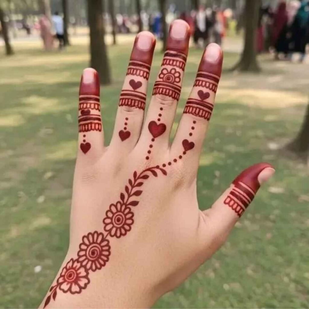 Circle Mehndi Design