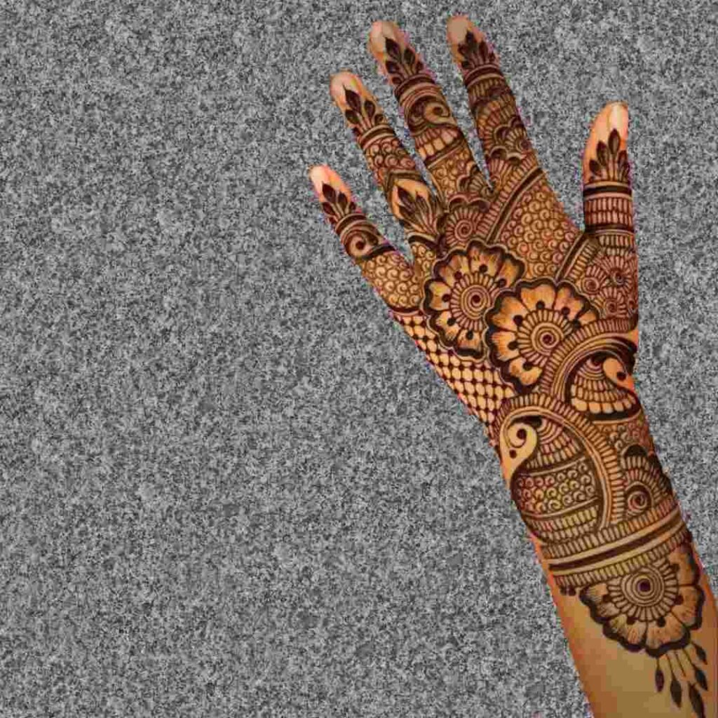 Circle Mehndi Design