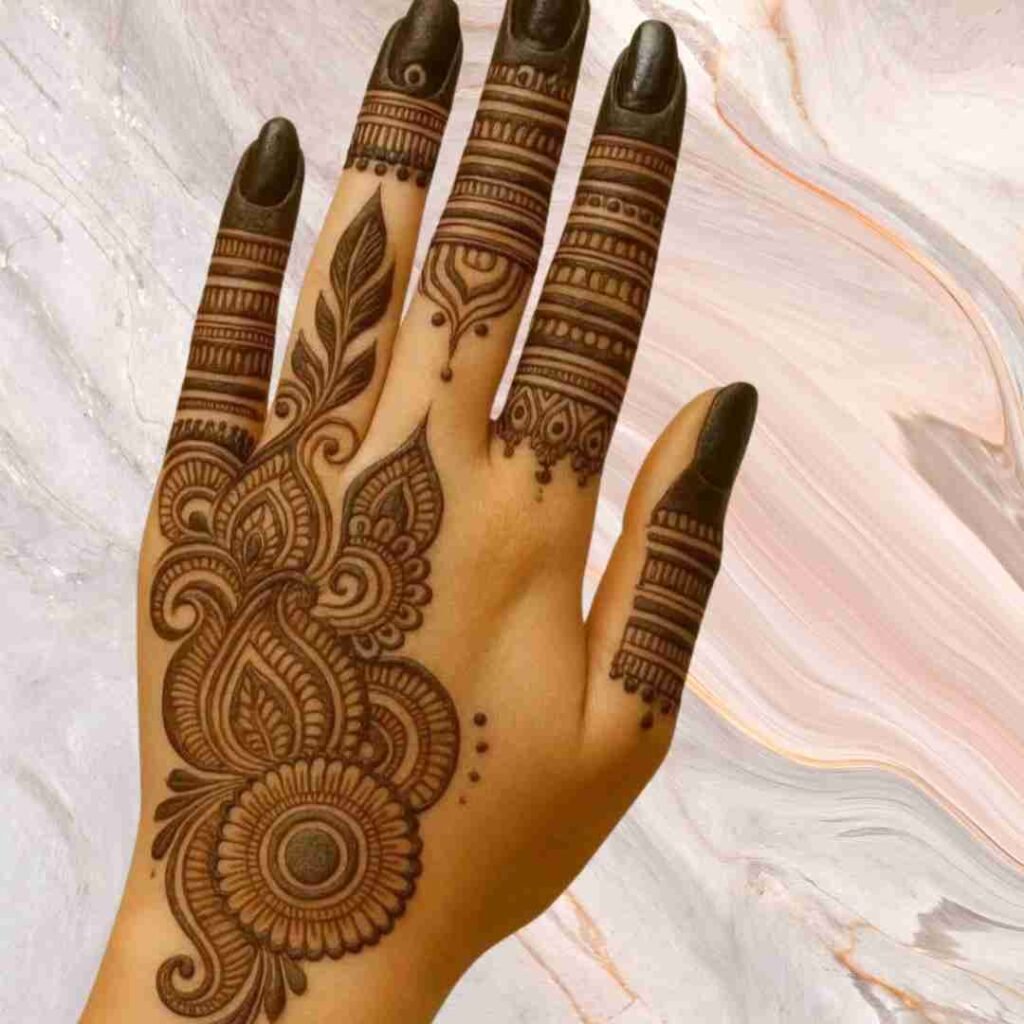 Stylish Finger Mehndi Design