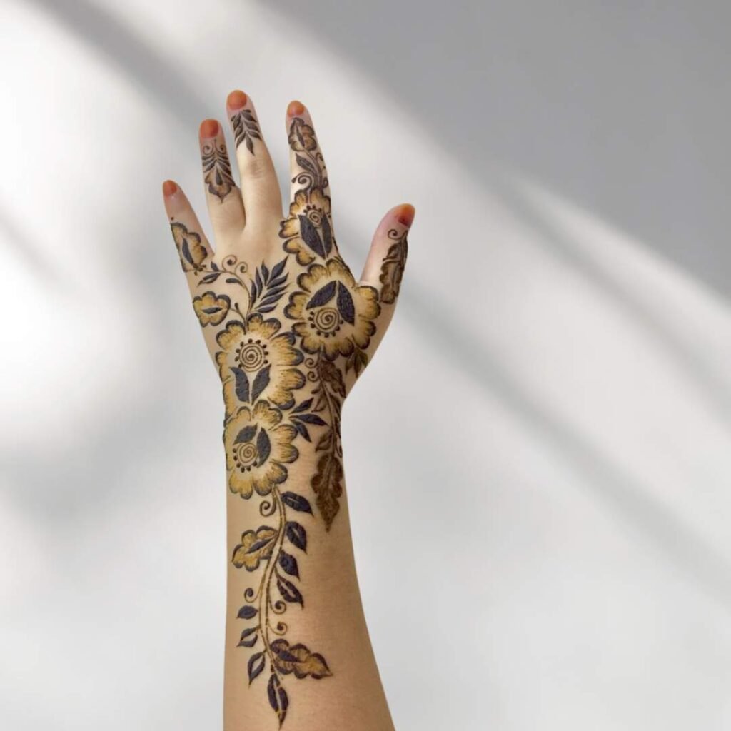 Simple Flower Mehndi Design