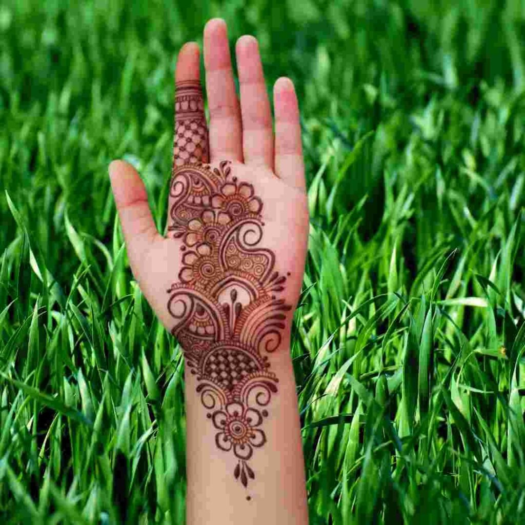Basic Easy Front Hand Simple Mehndi Design