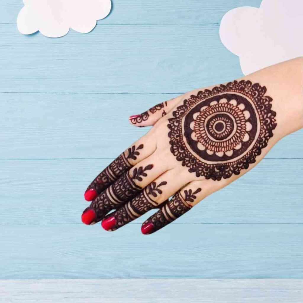  Gol Tikki Mehndi Design Simple