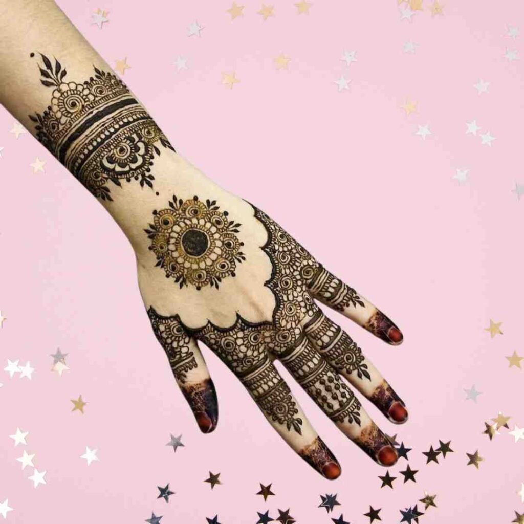  Gol Tikki Mehndi Design Simple