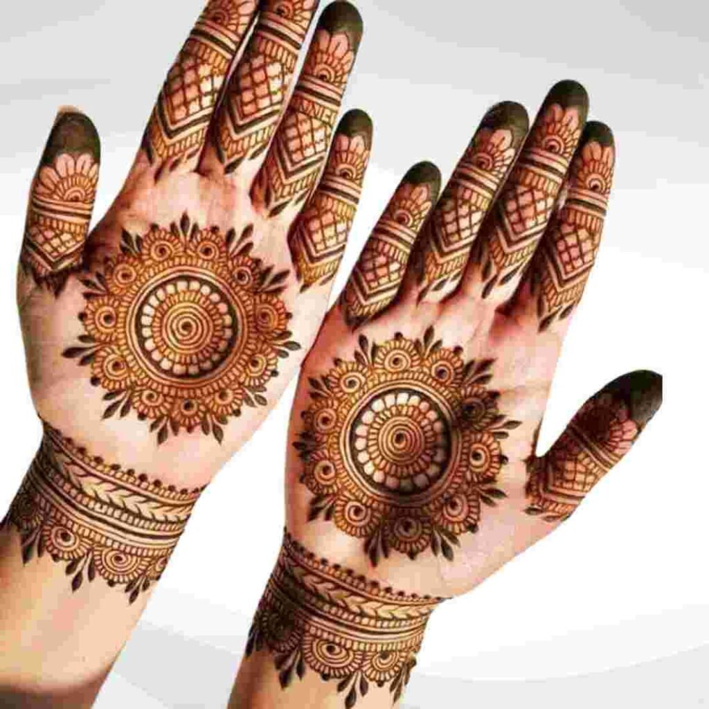 Tiki Simple Gol Tikki Mehndi Design