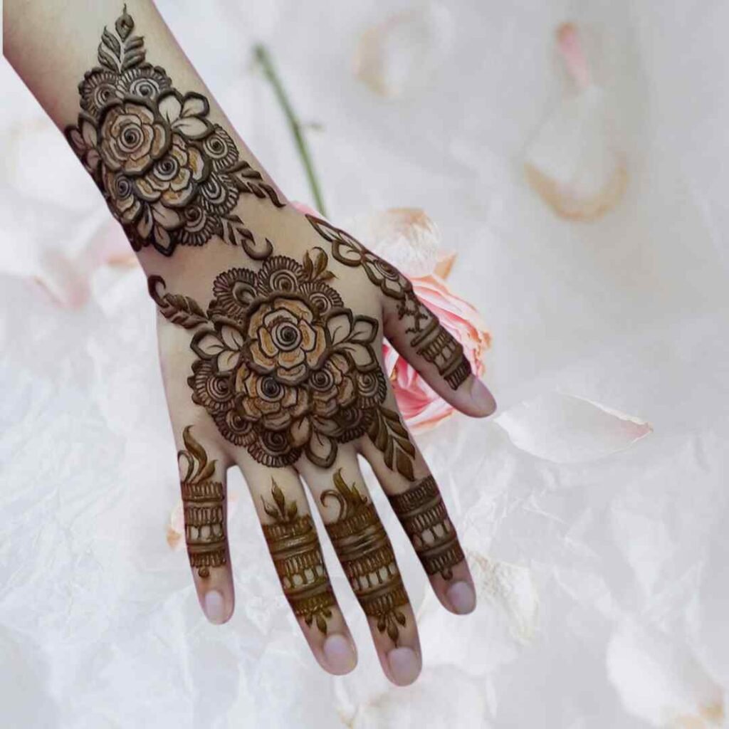 Simple Khafif Mehndi Design