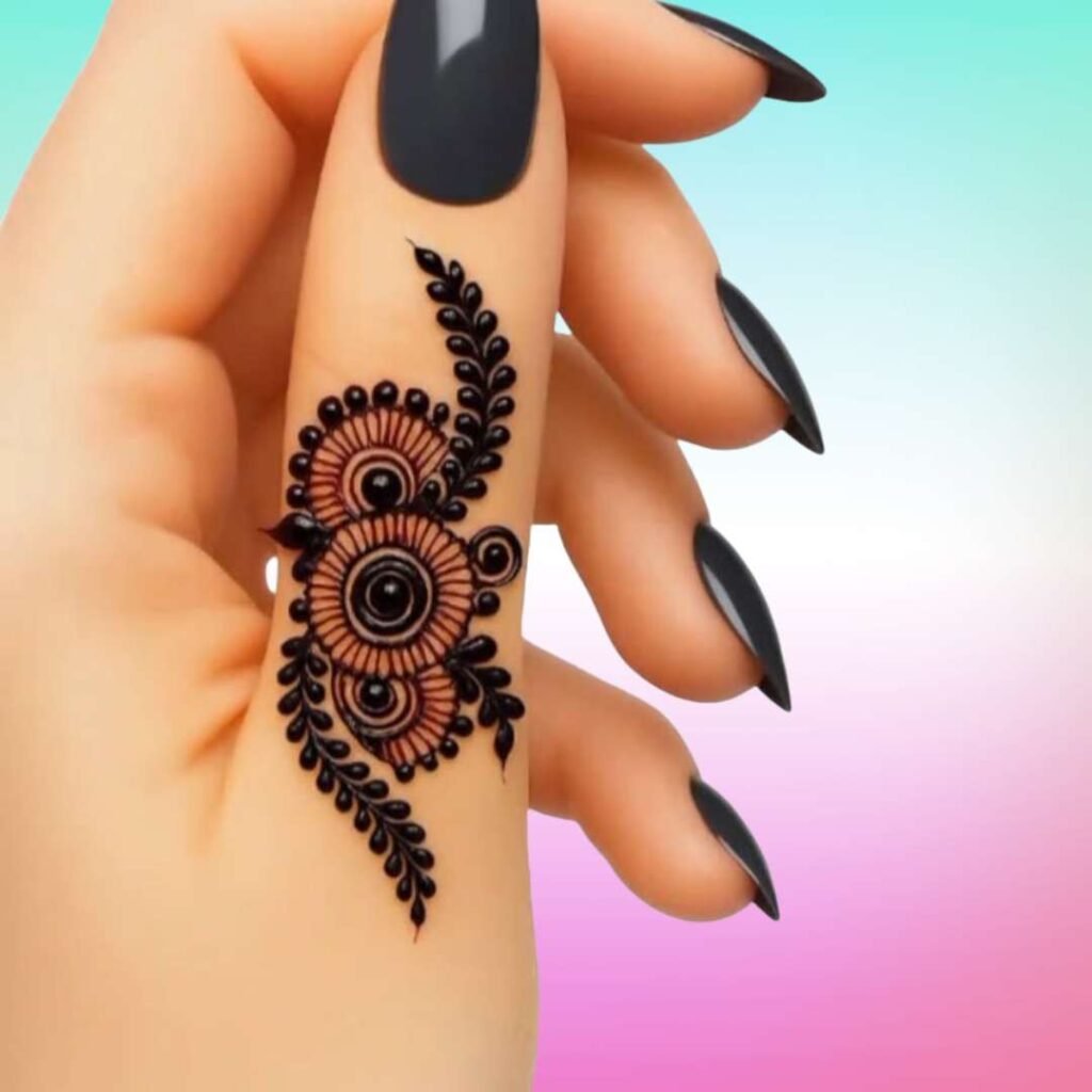 Minimal Mehndi Design 