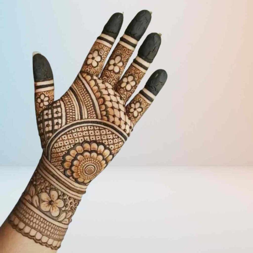 Easy Rabeeca Khan Mehndi Design