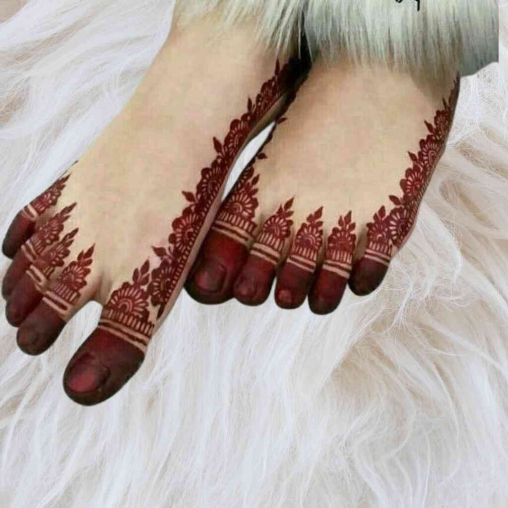 Simple Side Leg Mehndi Design