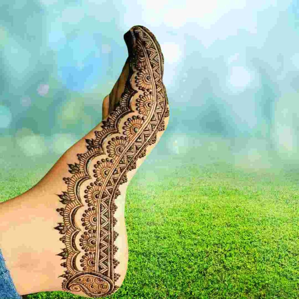 Simple Side Leg Mehndi Design