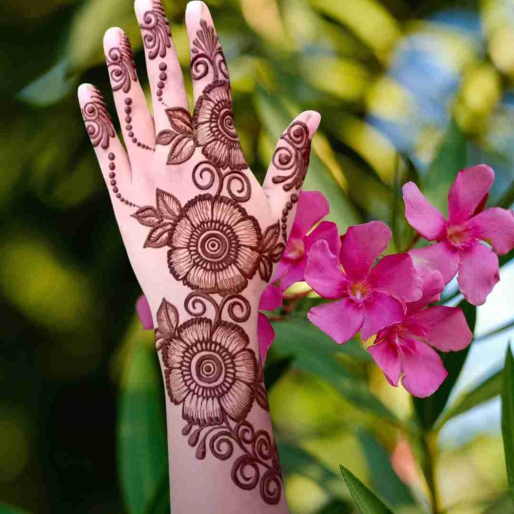 Front Hand Simple Mehndi Design for Kids