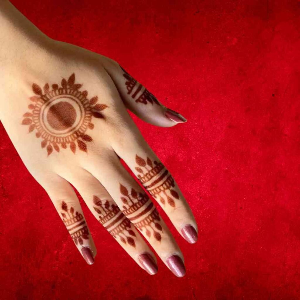 Very Simple Mehndi Design for Kids