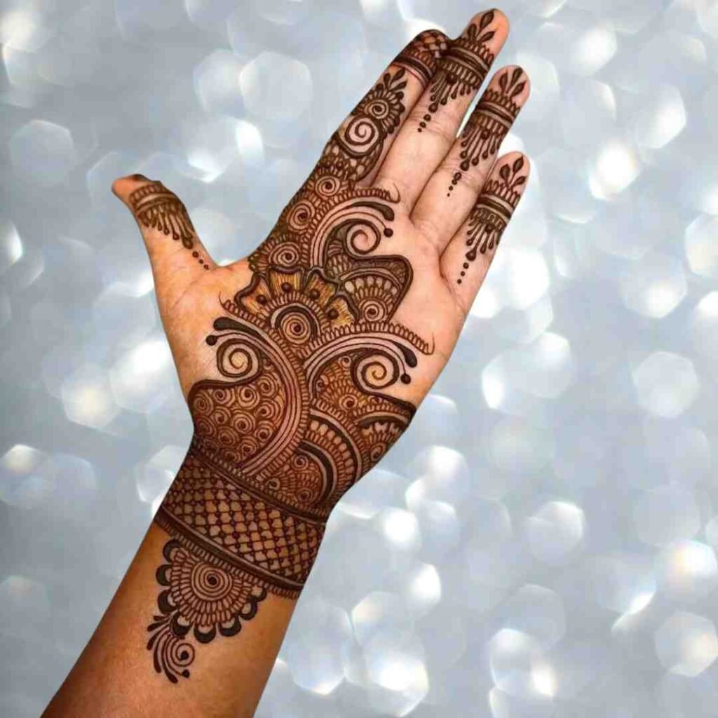Simple Mehndi Design For Kids