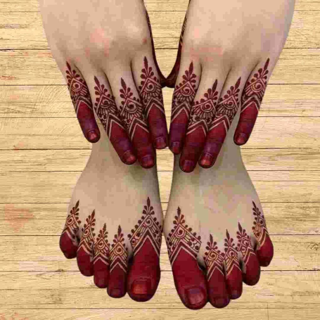 Stylish Leg Mehndi Design