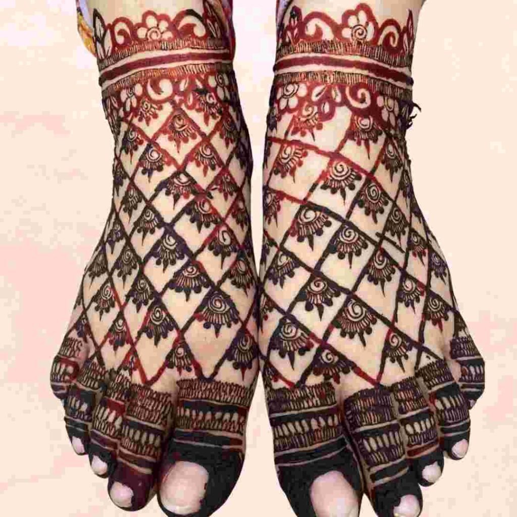  Stylish Leg Mehndi Design Side
