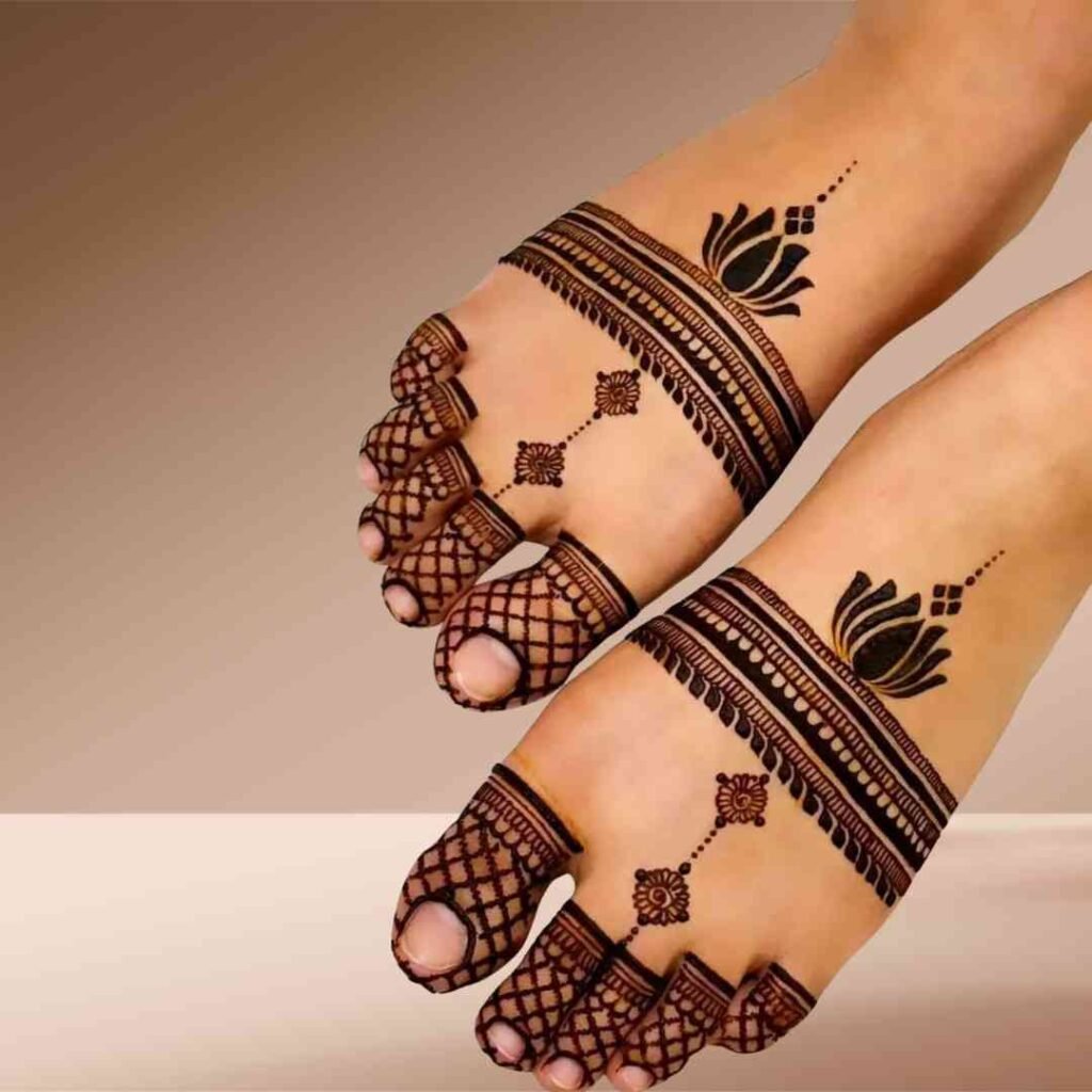Stylish Leg Mehndi Design
