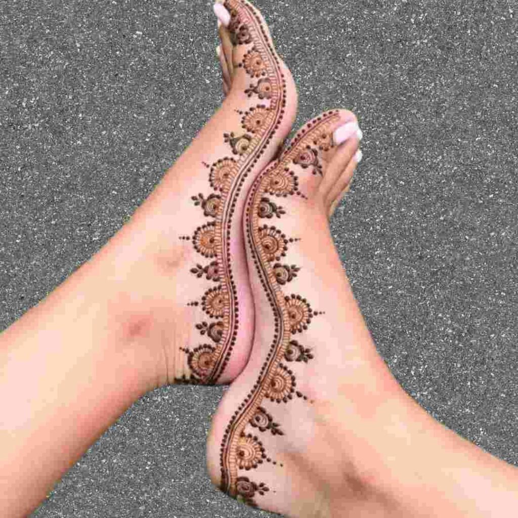 Stylish Leg Mehndi Design Simple and Easy